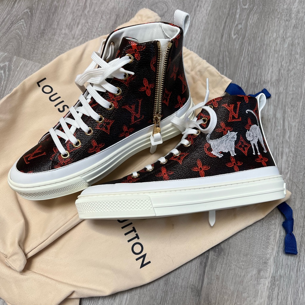 Brand New Louis Vuitton Hightop Catogram Sneakers Size 35
